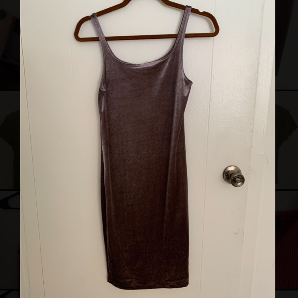 Purple Velvet Bodycon Dress - Picture 1 of 4
